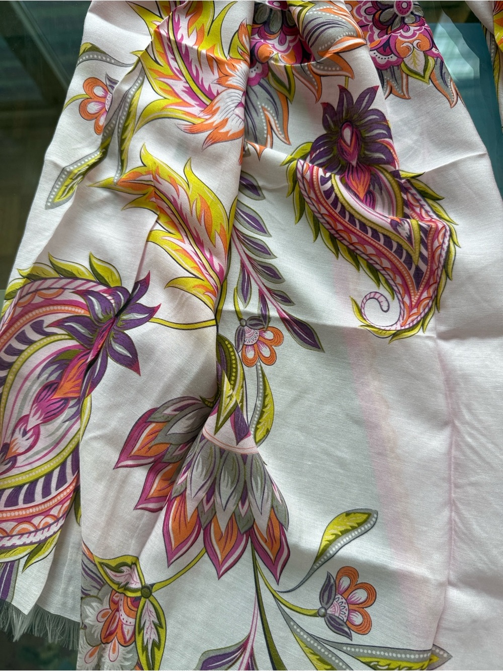 Frass Lightweight Oblong Pink Floral Design Scarf with Raw Edge. - Picture 2 of 7